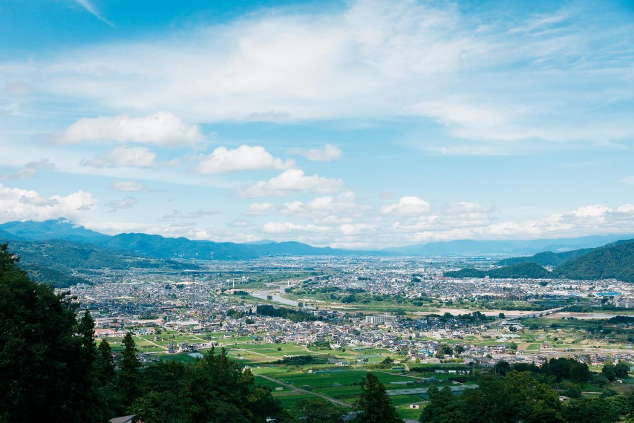 梅むら旅館　うぐいす亭 千曲市 エクステリア 写真