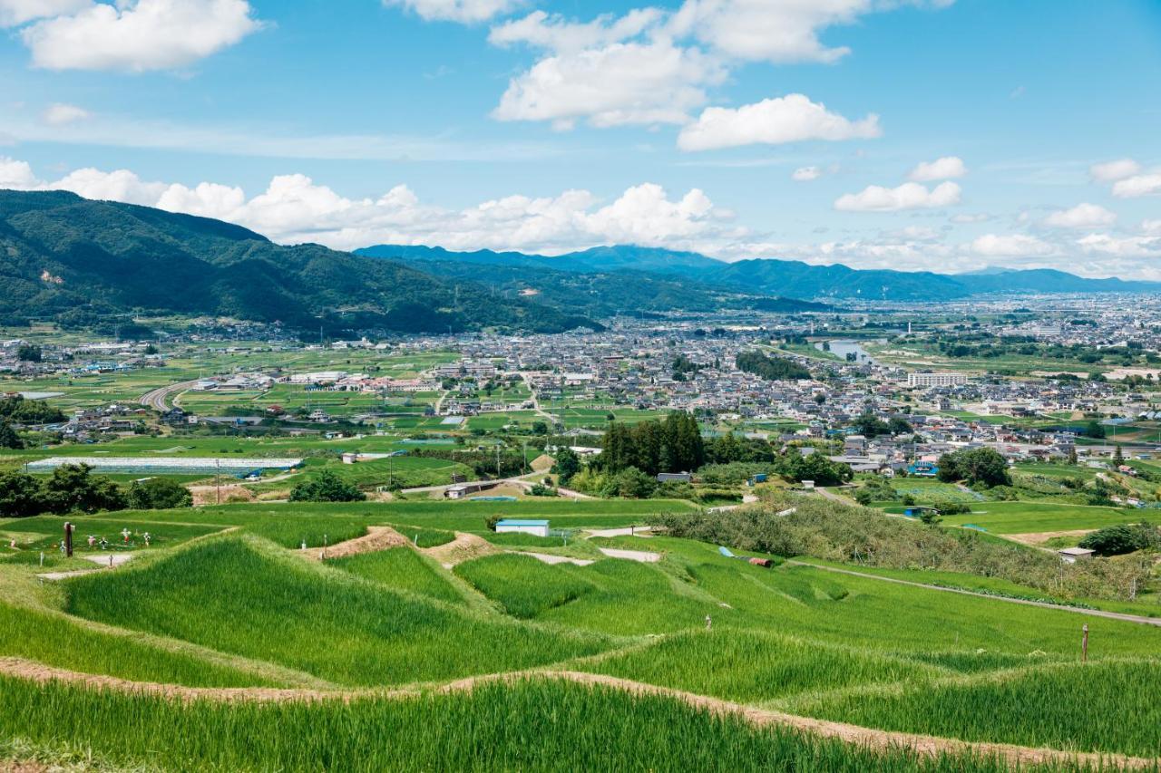 梅むら旅館　うぐいす亭 千曲市 エクステリア 写真
