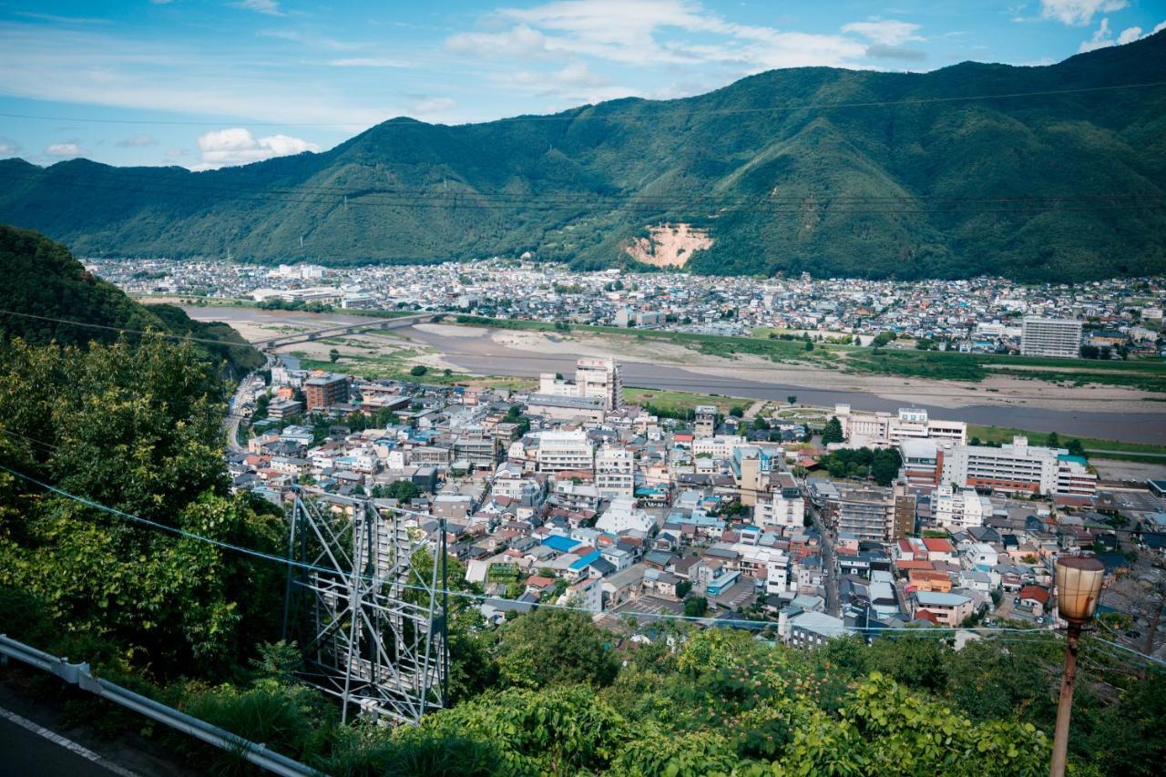 梅むら旅館　うぐいす亭 千曲市 エクステリア 写真