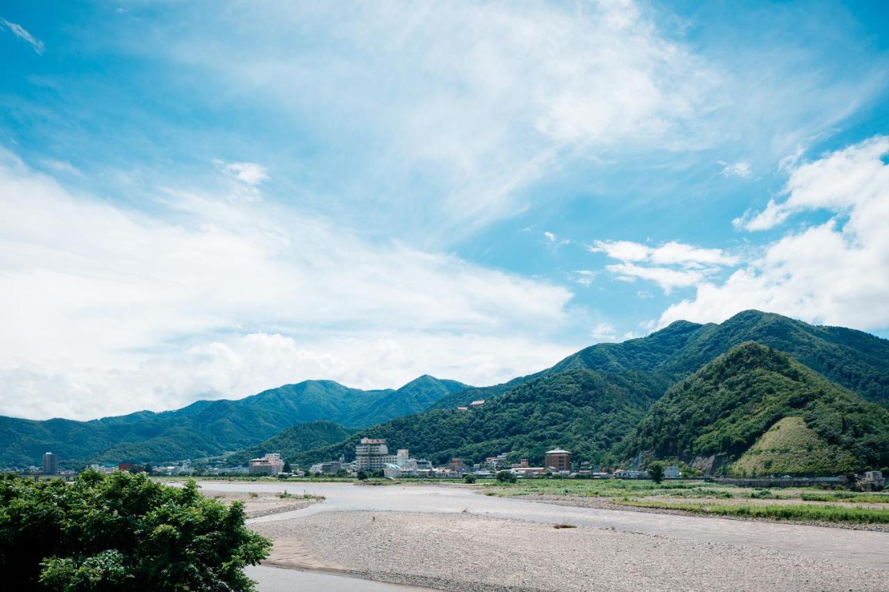 梅むら旅館　うぐいす亭 千曲市 エクステリア 写真