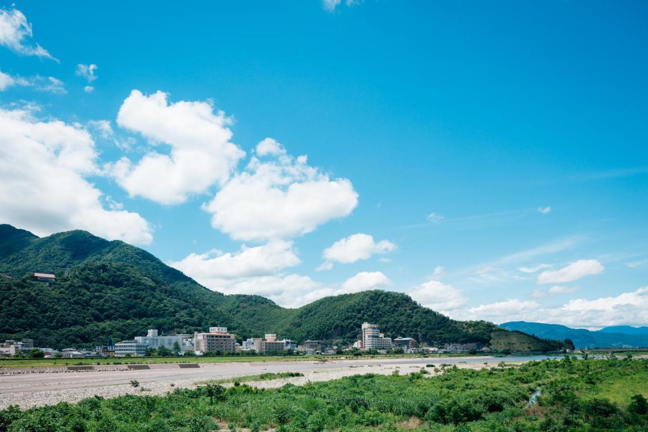 梅むら旅館　うぐいす亭 千曲市 エクステリア 写真