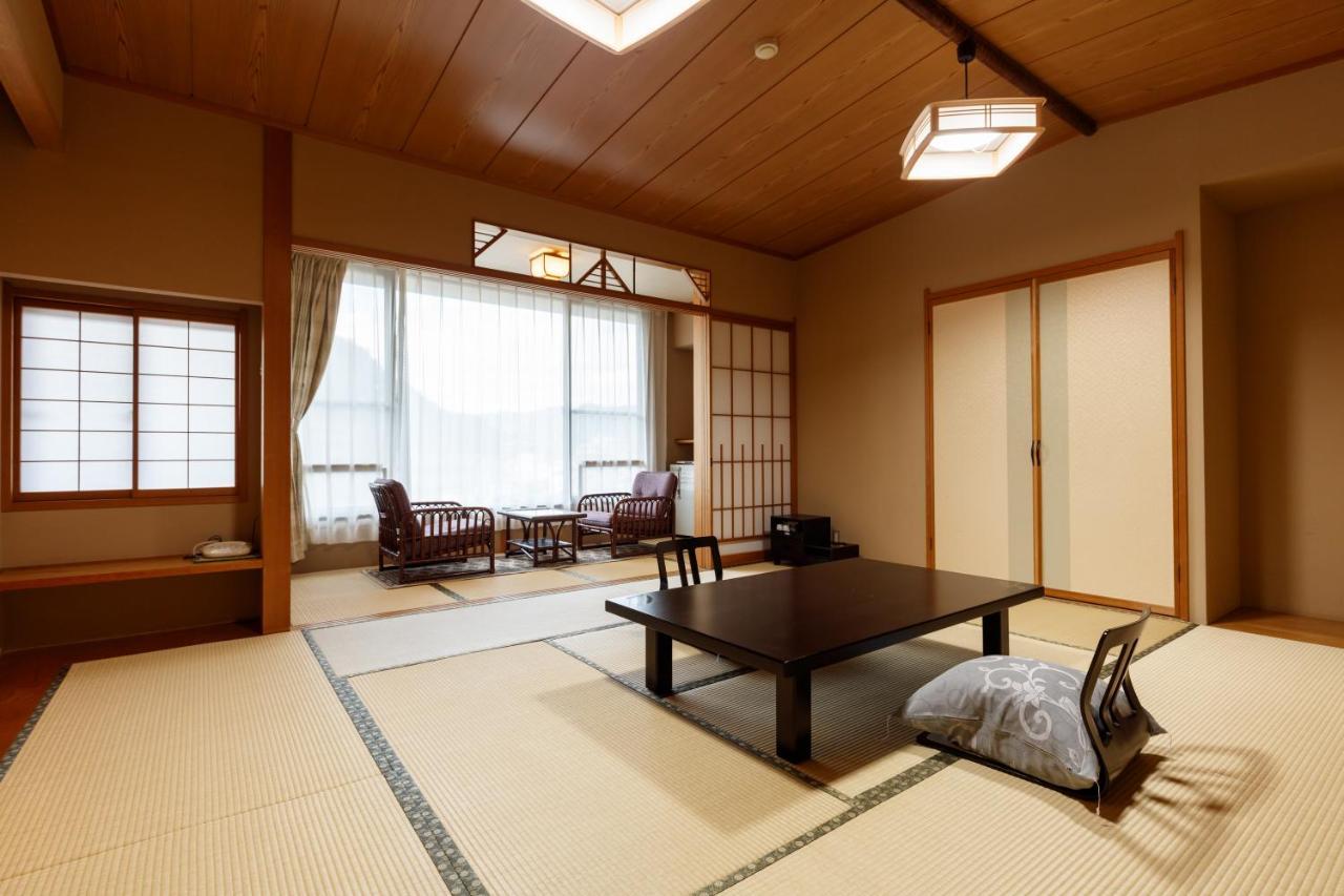 梅むら旅館　うぐいす亭 千曲市 エクステリア 写真